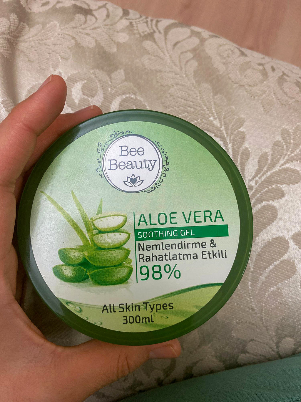 Bee Beauty Aloe Vera Soothing Gel Moisturizing and Soothing Effective 98% Turkish Product 300ml